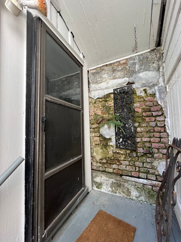 Primary Photo - 37 Smith Street