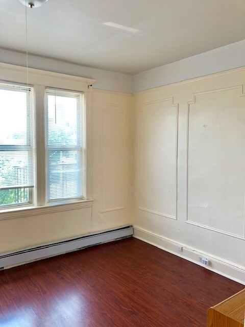Building Photo - 173 Danforth Ave