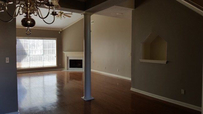 Foto del edificio - Available for Rent!