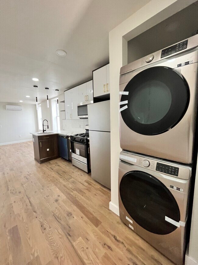 132 Hancock Ave Unit 2R, Jersey City, NJ 07307 Apartments in Jersey