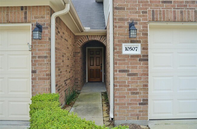 Foto del edificio - 10507 WIllow Park Green