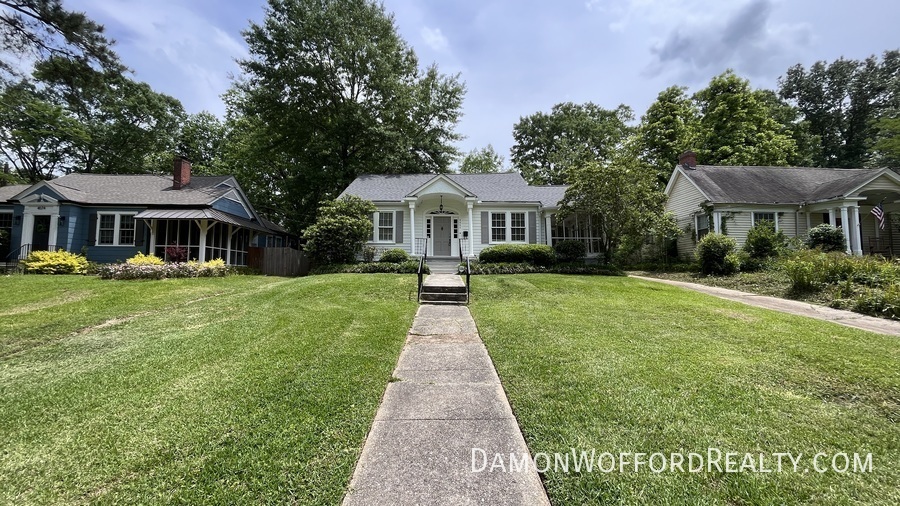 Foto principal - 4060 Pine Hill Dr