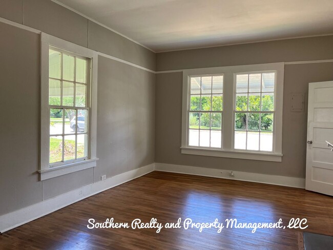 Building Photo - 105 Gilmer Avenue in Tallassee