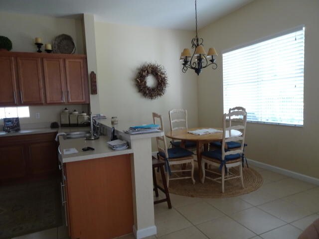 Building Photo - 1094 Grove Park Cir