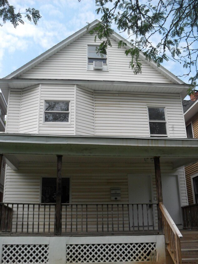 74 N Allen St, Albany, NY 12203 Apartment for Rent in Albany, NY
