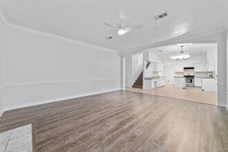 Building Photo - 20415 Longspring Dr
