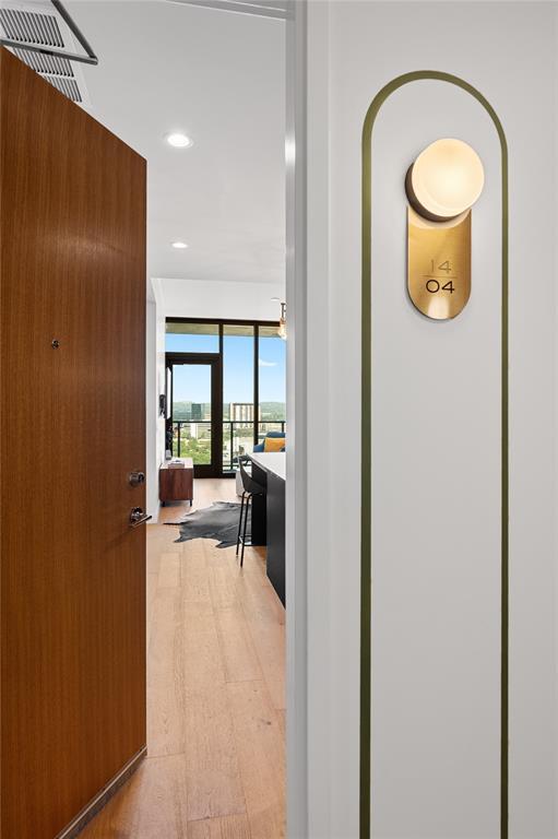 Building Photo - 44 East Ave