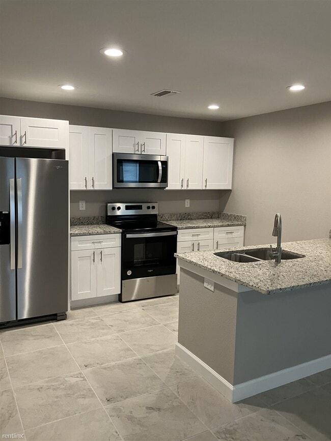 Foto del edificio - 3 br, 2 bath Duplex - 129 Boundary Bouleva...