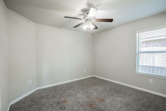 Building Photo - 1407 Wheatland Terrace Ln