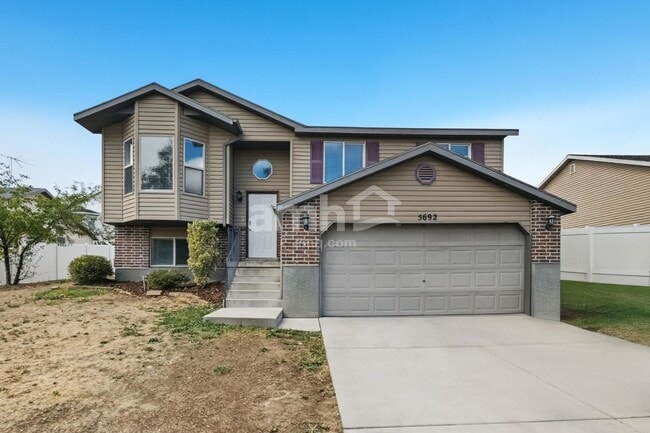 Building Photo - 5692 S Stone Flower Wy
