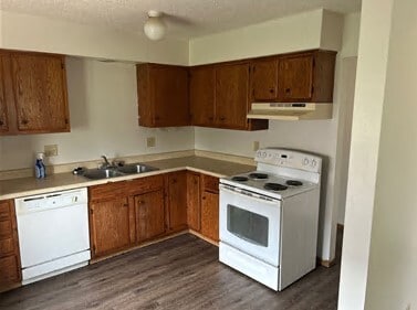 Building Photo - 413 S Johnson St