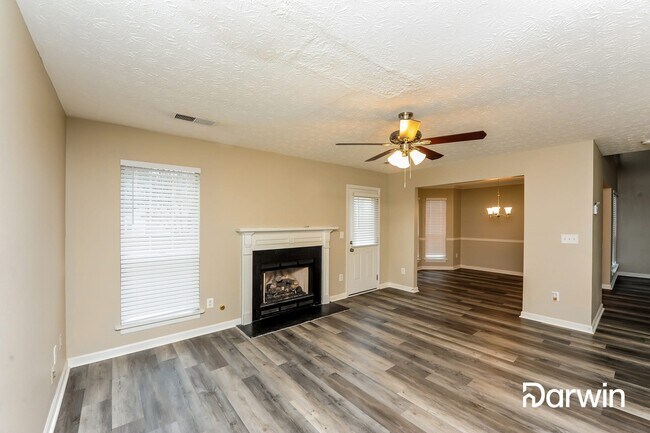 Foto del edificio - 123 Dannager Way, Lawrenceville, GA 30044