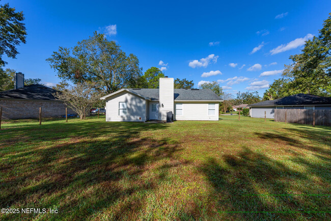 Building Photo - 3989 Hunters Lake Cir E