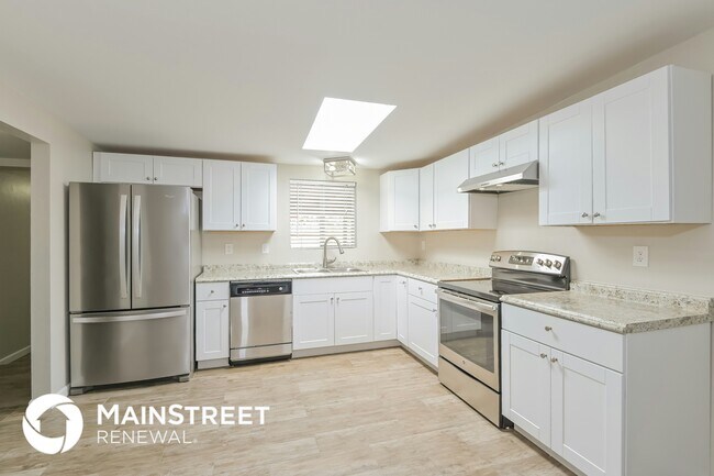 Building Photo - 6974 E 45th St