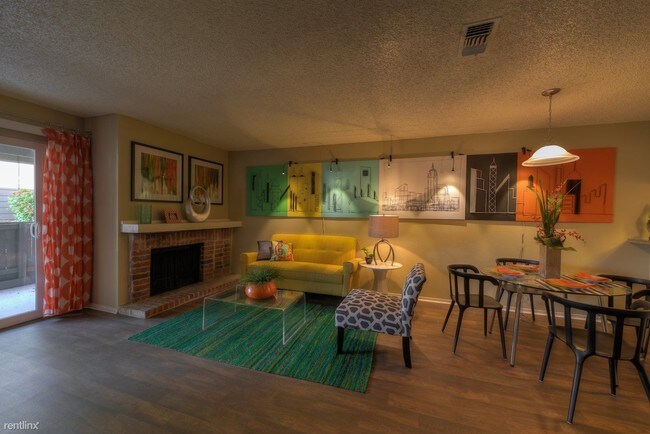 Building Photo - 1 br, 1 bath Apartment - 4319 Thousand Oaks