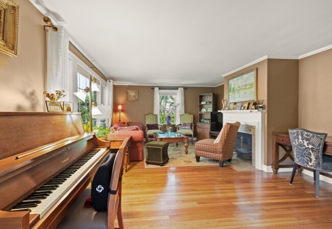 Foto del edificio - 187 Cedar St