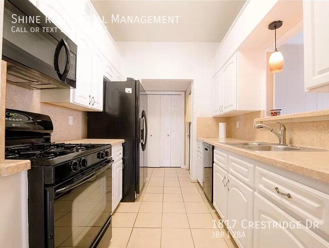 Building Photo - 1817 Crestridge Dr