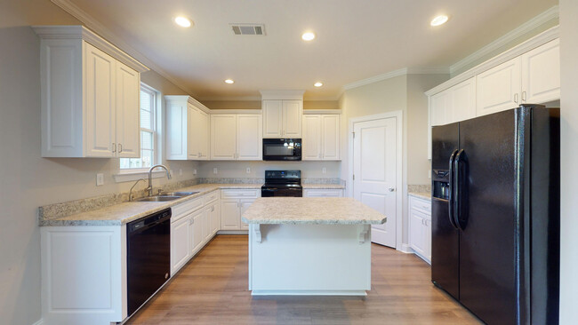 Building Photo - 912 Williford Run Dr