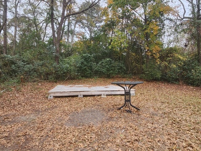 Building Photo - 3 Bed 2 Bath - North Columbus