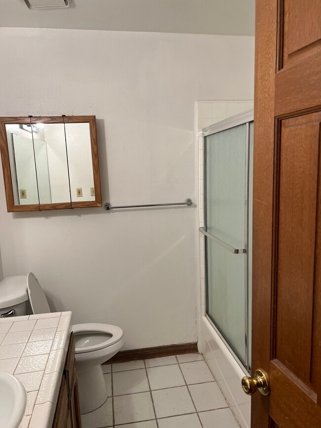 17200 Newhope St Unit 304B, Fountain Valley, CA 92708 Condo for Rent