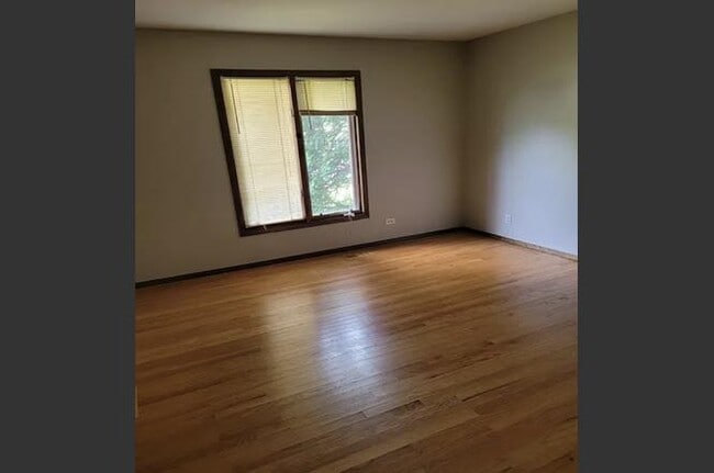 Foto del edificio - 1500 Kenyon Dr