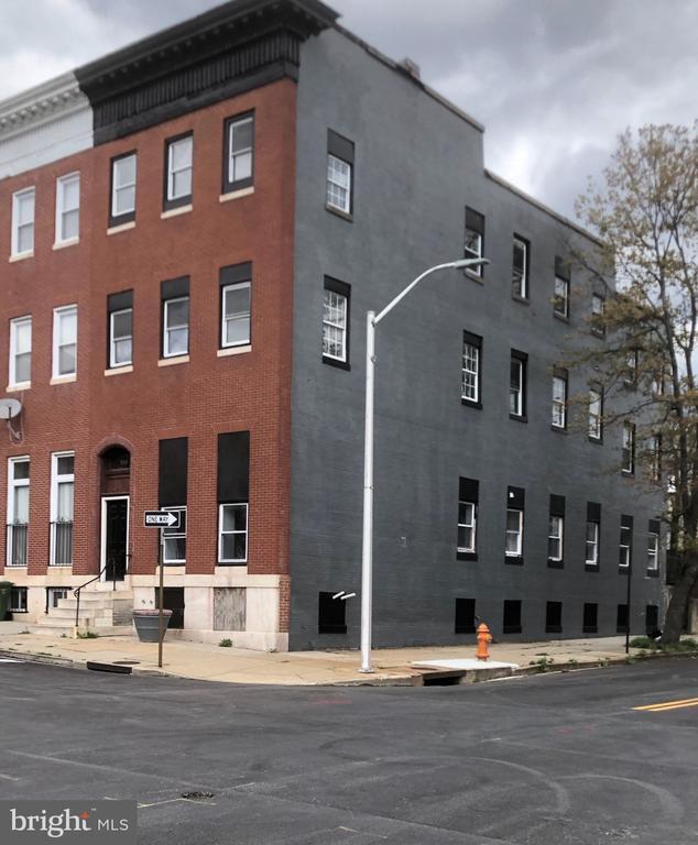 Foto principal - 601 N Carrollton Ave