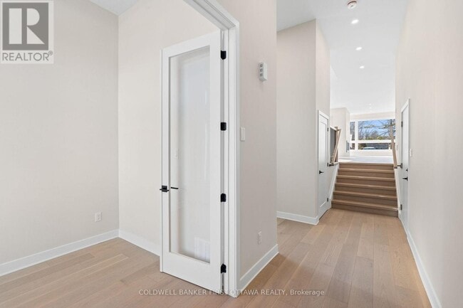 Building Photo - 279 Enclave Walk