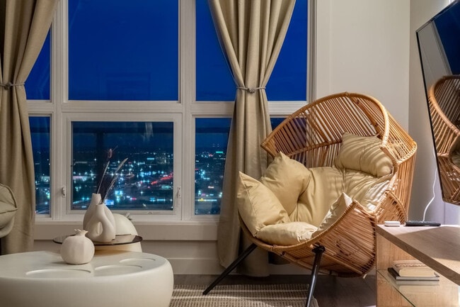 Photo du bâtiment - 741 Ranchview Cir NW