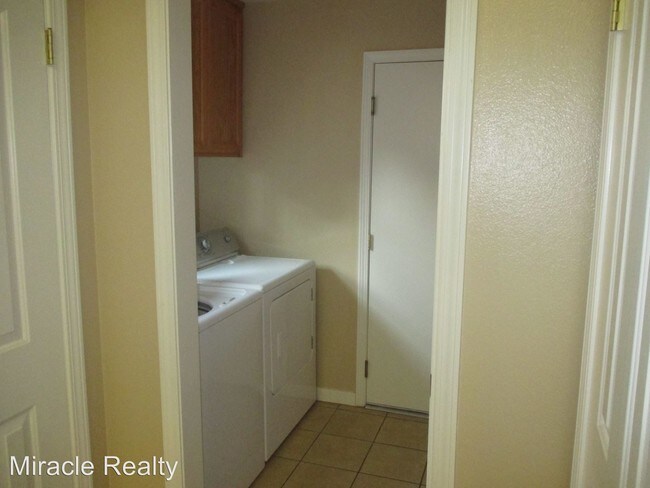 Building Photo - 4 br, 2 bath House - 932 Shannon Ave