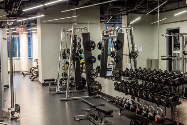 Building Photo - 80-81 Dekalb Ave