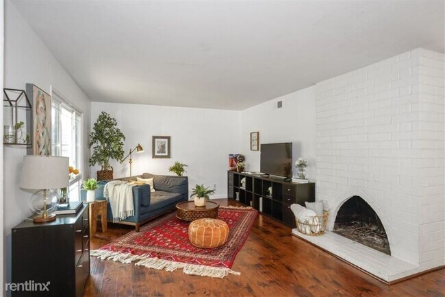 Foto del edificio - 3 br, 2 bath Townhome - 470 South Ave