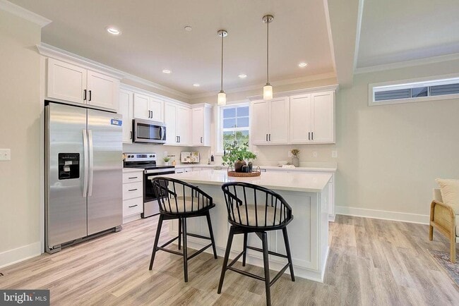 Building Photo - 434 Maple Leaf Dr