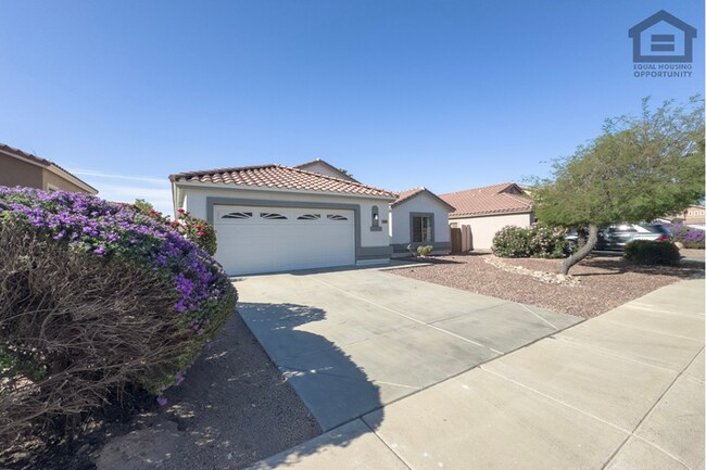 Foto del edificio - 3Bed/2Bath House at AZ-101 Loop/75th Ave! Ready for Immediate Move-In! -- HOME OFFICE!