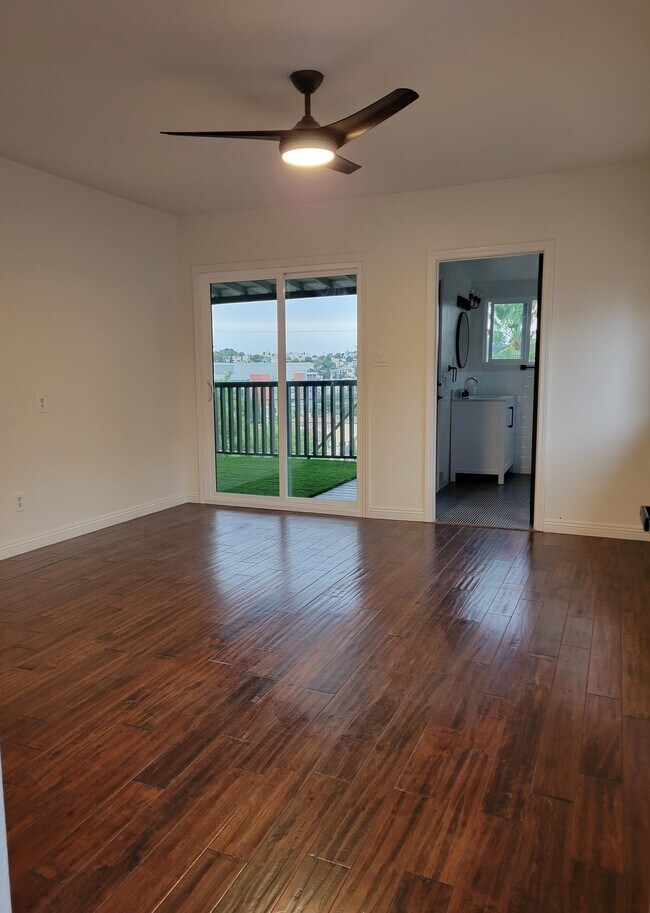 Foto del edificio - 4822 Farquhar St