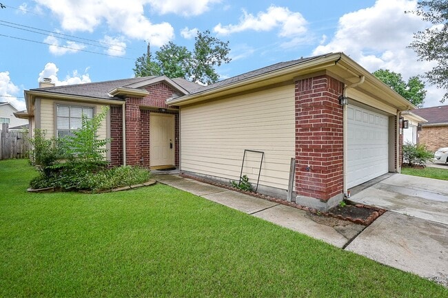 Foto del edificio - 19810 Laurel Trail Dr