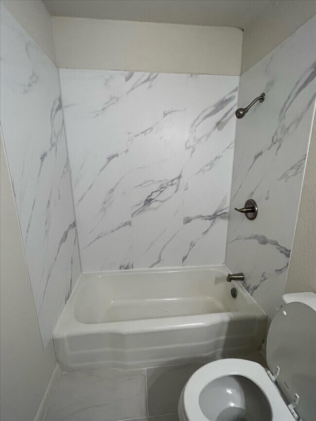 Foto del edificio - 265 W Hartel St