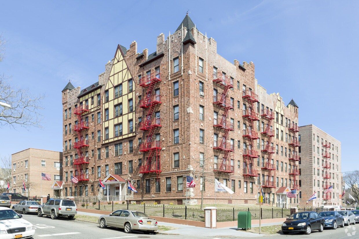 91-59 191st ¡St - 91-59 191st St