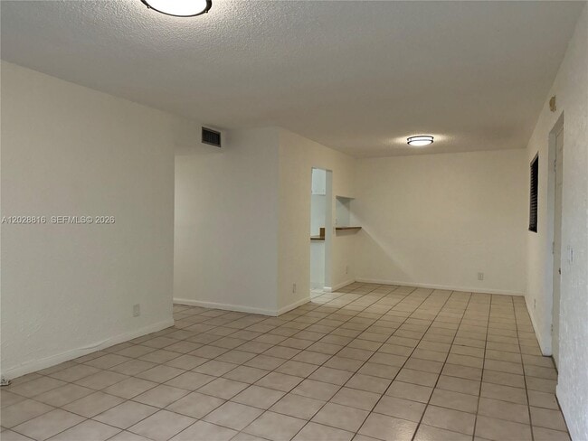 Foto del edificio - 10441 Mahogany Key Cir
