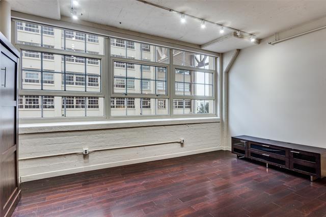 Foto del edificio - 2600 W 7th St