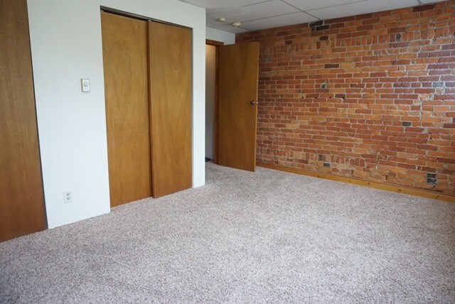 Building Photo - 506 S Court St