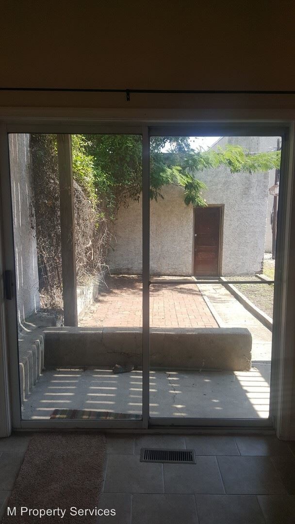 Foto del edificio - 4 br, 1.5 bath House - 107 Pensdale Street
