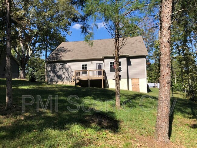 Foto del edificio - 7020 Cooley Rd