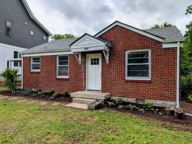 Photo - 1326 McAlpine Ave House