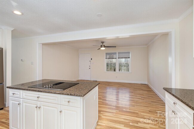 Foto del edificio - 401 Jackson Pl