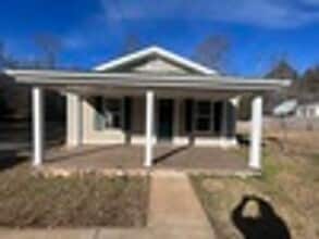 Building Photo - 776 Brookdale Rd