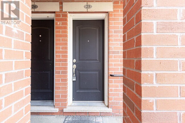 Photo du bâtiment - 2480 Post Rd