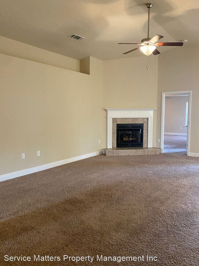 Foto del edificio - 3 br, 2 bath House - 4502 Fiske St