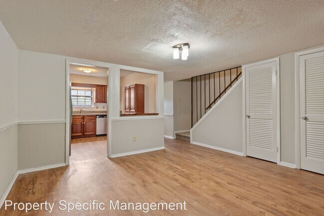 Building Photo - 2 br, 2.5 bath House - 1213 Manassas Ct Un...