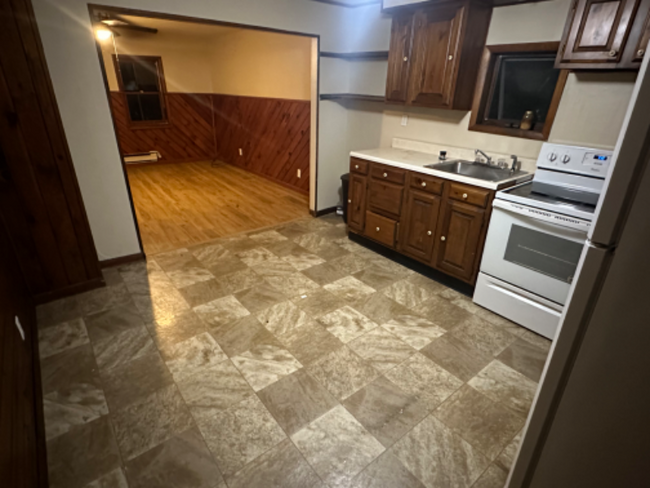 Building Photo - 1206 Farber Ct