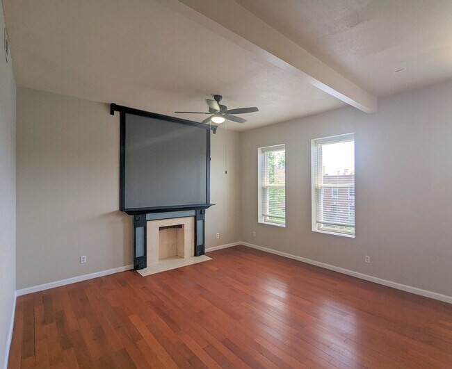 Building Photo - 3421 McKean Ave